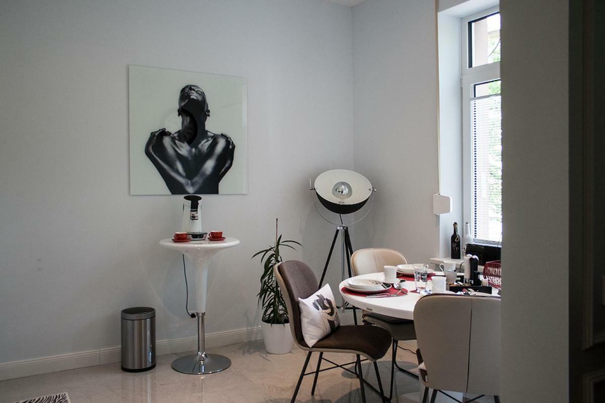 Altbauwohnung Im Herzen Von Karlsruhe Ngoại thất bức ảnh